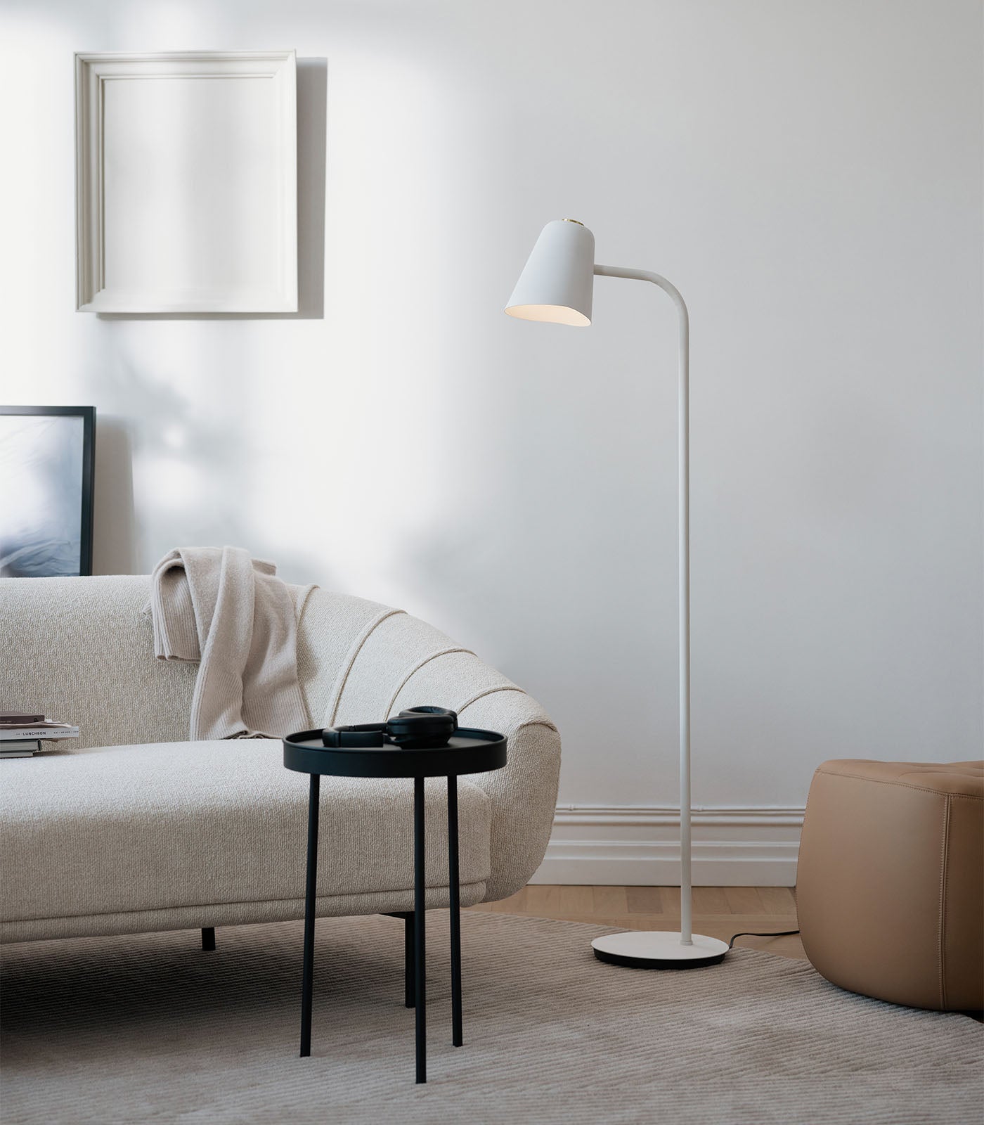 Solitaire Contemporary Floor Lamp White Matt Solitaire Contemporary Floor Lamp White Matt