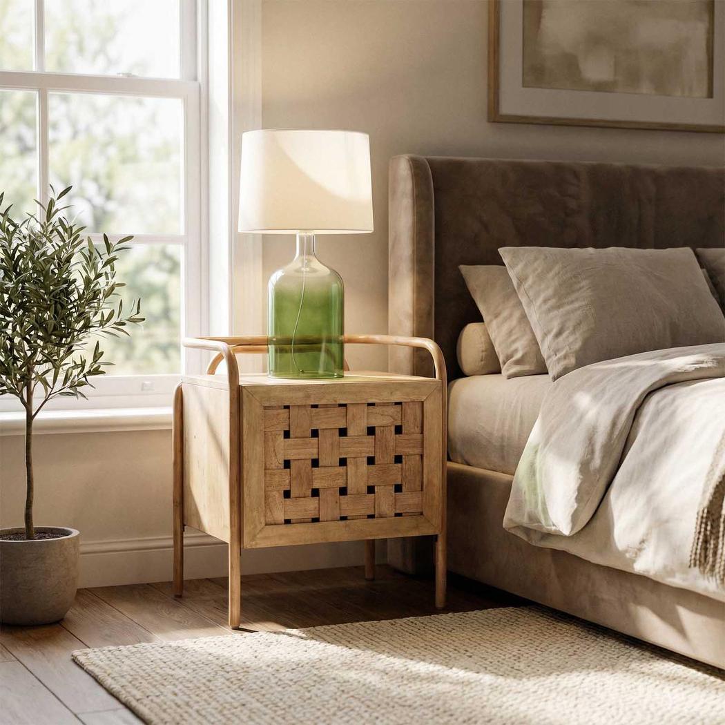 Strathmore Hamptons Ombre Glass Table Lamp
